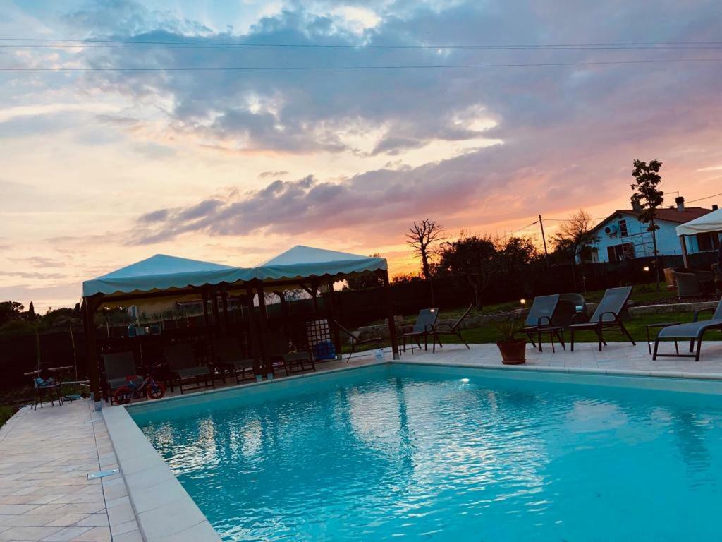 Agriturismo Quercetelli กัสติลโยเน เดล ลาโก ภายนอก รูปภาพ